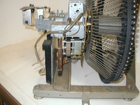 Rowe Jukebox Mechanism (6-08700-01) (Came Out Of A Rowe R 85) (Parts Missing) (Item #3) (Image 5)
